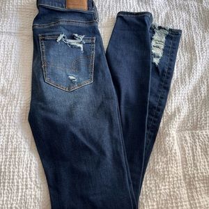 American Eagle High Rise Skinny Jeans (Next Level Stretch)